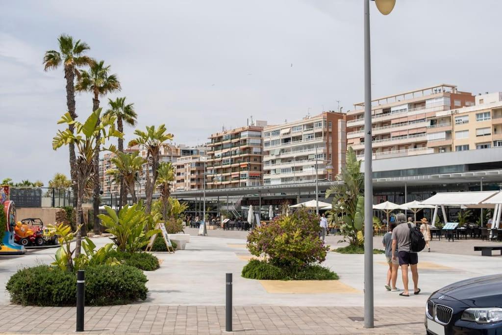 Acogedor Alojamiento A Pocos Metros De La Playa سانتا بولا المظهر الخارجي الصورة