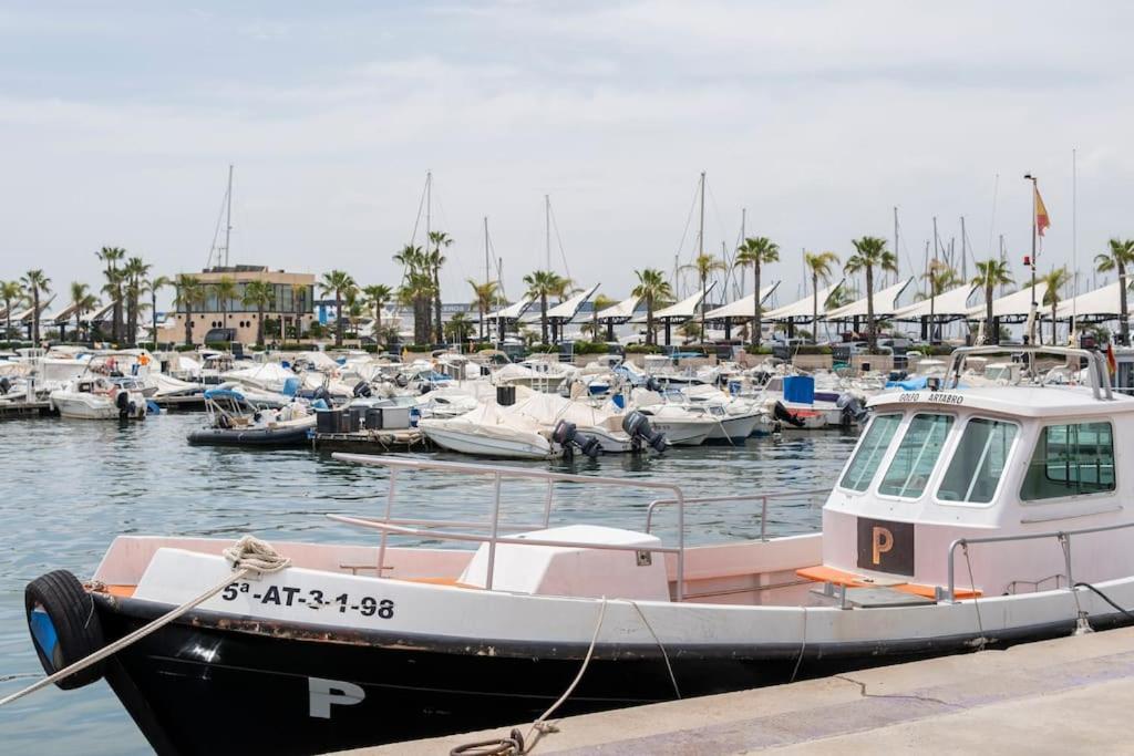 Acogedor Alojamiento A Pocos Metros De La Playa سانتا بولا المظهر الخارجي الصورة