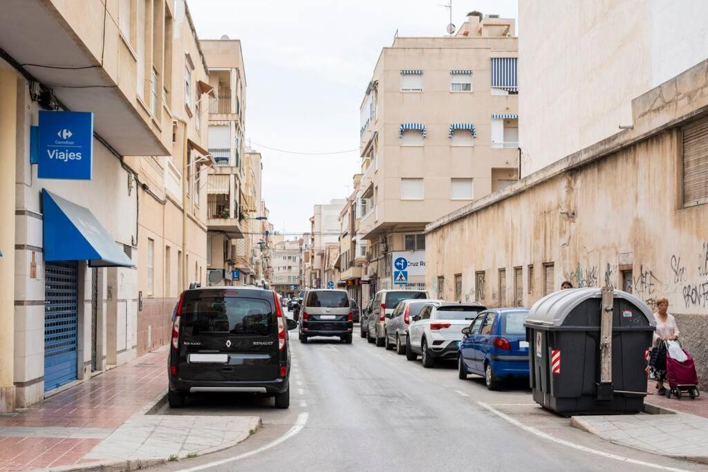 Acogedor Alojamiento A Pocos Metros De La Playa سانتا بولا المظهر الخارجي الصورة
